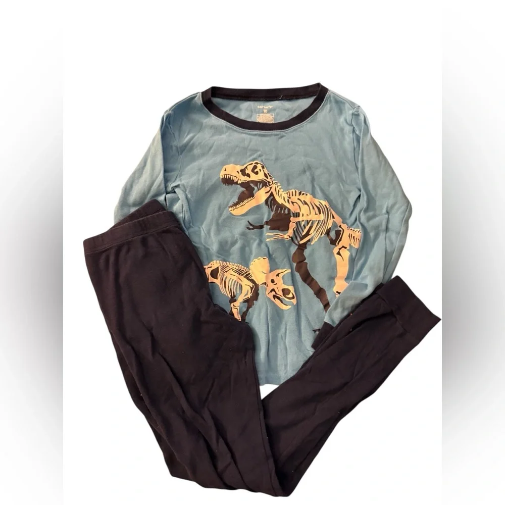 Carters boys dinosaur pajamas in blue| Size: 10